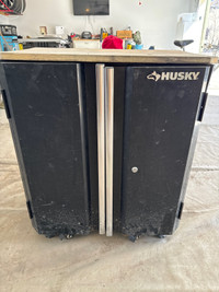  Old husky toolbox 
