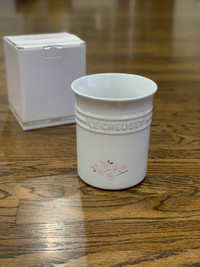 New Le Creuset White Sakura Utensil Crock