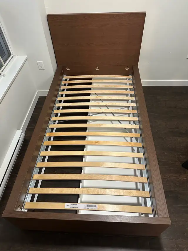 ikea Twin bed frame * Like new * Free Delivery  in Beds & Mattresses in Vancouver - Image 4