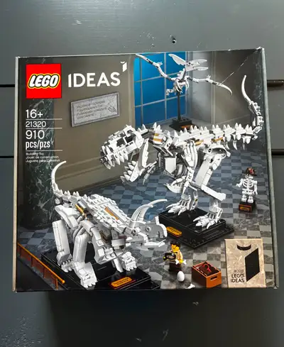 Lego Ideas Dinosaur Fossils 21320 - Retired Set - New unopened, the box itself has some dents, folds...