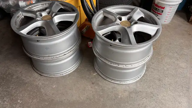 Volkswagen Touareg Rims in Tires & Rims in Calgary - Image 3