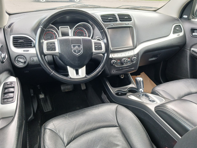 2012 Dodge Journey AWD in Cars & Trucks in City of Toronto - Image 4