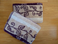 Set of 2 bath towels
