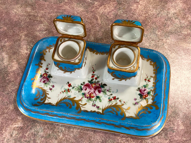 FRANCE - SÈVRES - RARE INKWELL CIRCA 1753 - PERFECT CONDITION dans Art et objets de collection  à Longueuil/Rive Sud - Image 3