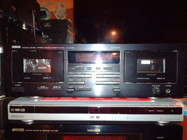 Yamaha Double Cassette Deck  in Stereo Systems & Home Theatre in North Bay - Image 2