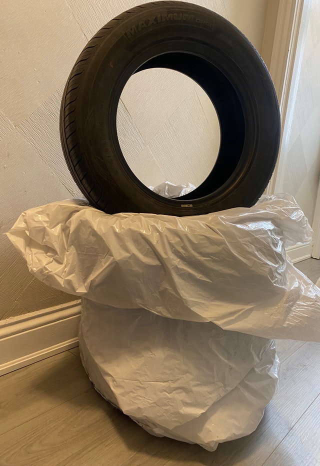 215 60 R16 tires Tires & Rims Hamilton Kijiji