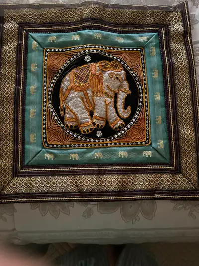 Never used beautiful 16" square cushion cover from Thailand $5 18" x 22" framed picture $4 6 vintage...