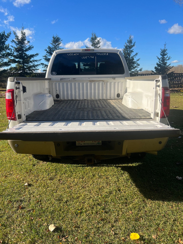 2014 F350 King Ranch in Cars & Trucks in Red Deer - Image 2