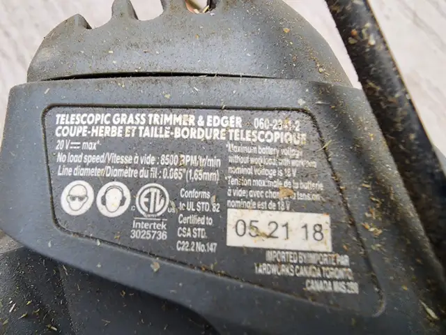 Yardworks 20 V Cordless Telescopic GrassTrimmer Edger Weedwacker in Lawnmowers & Leaf Blowers in Windsor Region - Image 10