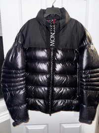 Moncler Men’s Black Jacket Size 4 - Used