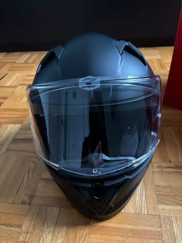 Casque moto noir mat Zenith Zox in Motorcycle Parts & Accessories in Laval / North Shore - Image 2