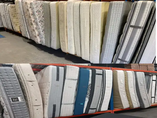 ⚜️ LIGHTLY QUEEN DOUBLE AND SINGLE SIZE USED MATTRESSES FOR SALE in Beds & Mattresses in Delta/Surrey/Langley - Image 2