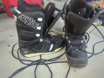 Morrow Reign Snowboard Boots, View more