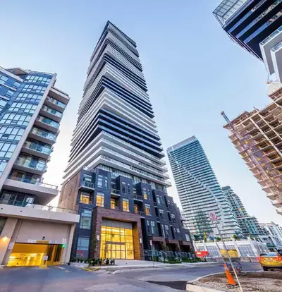 Waterfront Condo by Humber Bay Arch for Rent | 1 Bed+Den+Parking