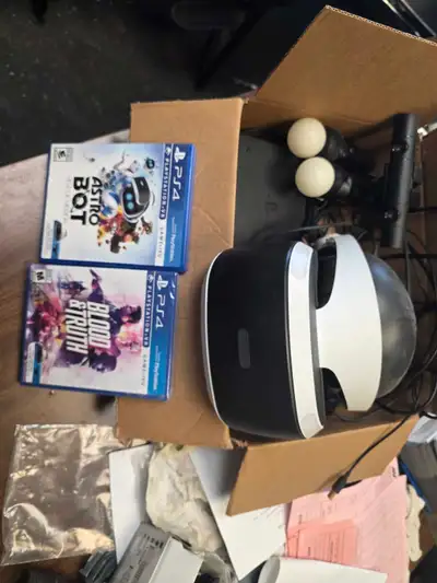 Complete ps4 or setup. Light use. Features: - PlayStation VR Headset - PlayStation Camera - Two Play...