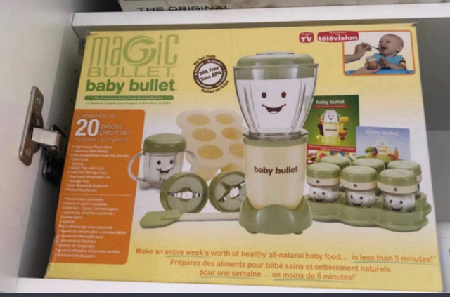 Magic baby bullet like new in Feeding & High Chairs in City of Toronto