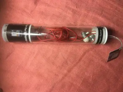 BRAND NEW RED urbeats HEADSET, View more