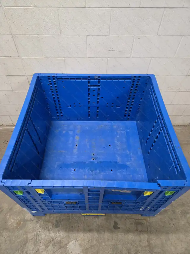 PLASTIC STORAGE TOTES, BULK BOXES, PALLET BINS, PLASTIC CRATES. in Tool Storage & Benches in Norfolk County - Image 6