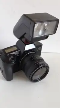 Canon EOS 650 SLR Film Camera