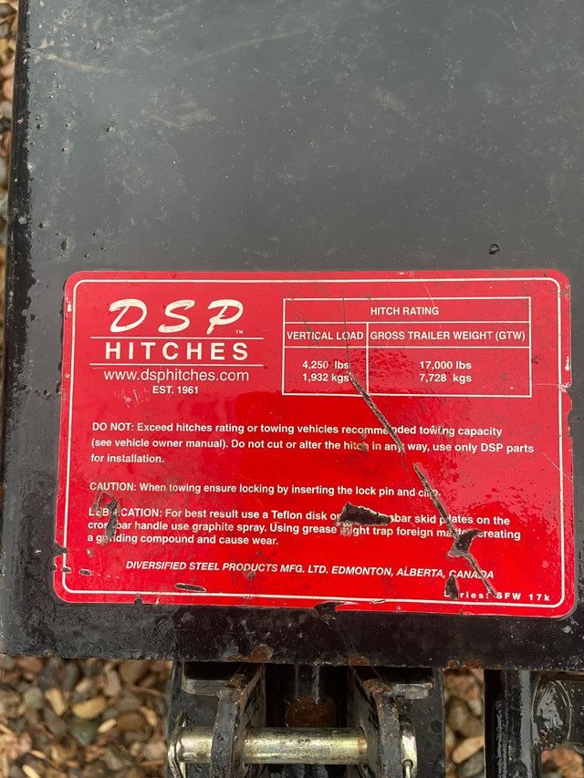 Dsp 5th wheel hitch  in Other in Medicine Hat - Image 3