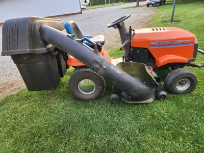 Husqvarna riding lawn mower with tripel bagger , View more