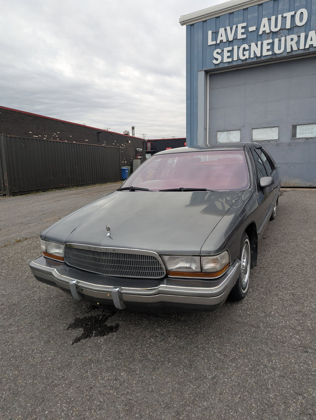 Buick Roadmaster Limited 1992 dans Autos et camions  à Ville de Québec