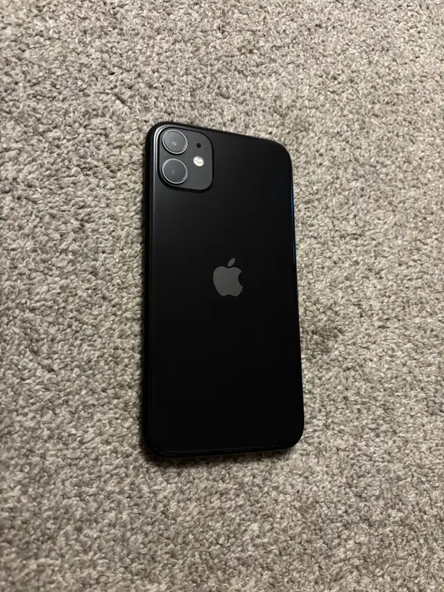 iPhone 11 unlocked 64gb62863285213442126