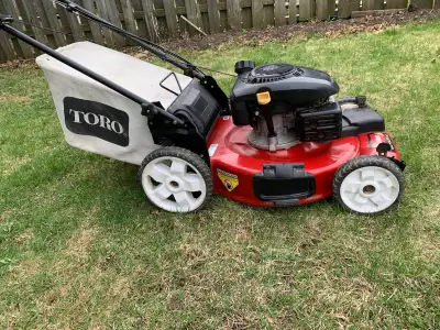 Lawnmower / Tondeuse, View more