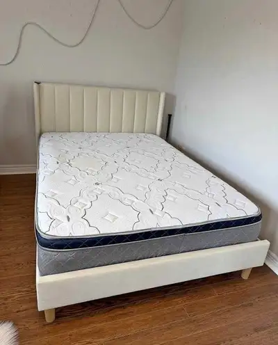  FERMETURE & LIQUIDATION  LITS & MATELAS NEUFS , View more