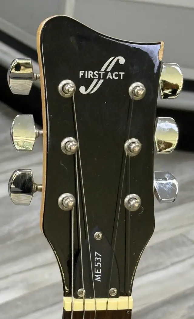 First Act Electric Guitar509456501420871682