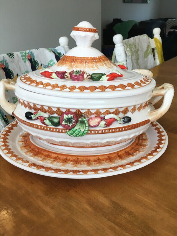 Japanese porcelain vintage pieces in Kitchen & Dining Wares in Gatineau