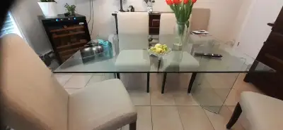 TABLE en VERRE et PIÈTEMENTS en VERRE, View more
