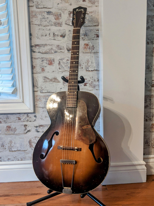 Vintage Kay Archtop guitar in Guitars in London