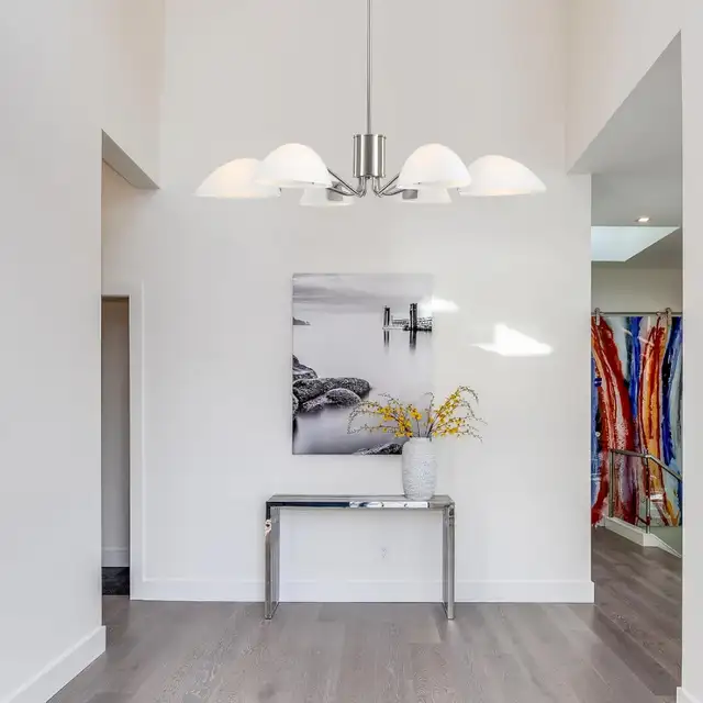 NEW IN BOX: Modern Ceiling Light Chandelier in Indoor Lighting & Fans in Markham / York Region - Image 6