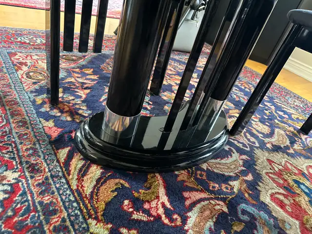 Dinning Room Table and Glass China Cabinet w/ High Gloss Cabinet in Dining Tables & Sets in Bedford - Image 4