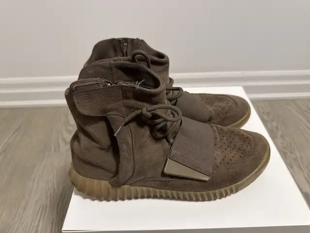 Adidas Yeezy boost 750 size 11 in Men's Shoes in Markham / York Region - Image 5