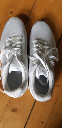 White mens adidas shoes