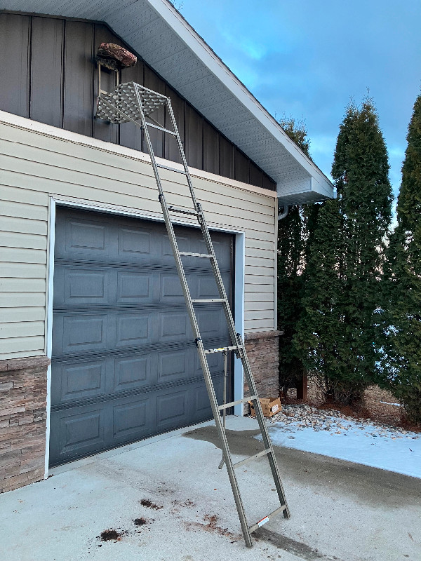14’ Rivers edge Leverage  hunting speed ladder in Other in Winnipeg - Image 2