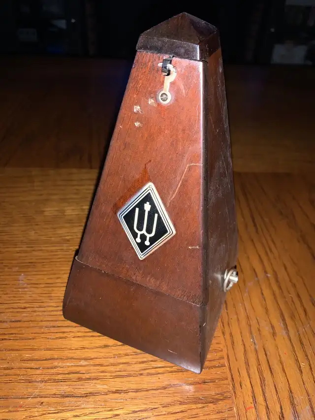 Vintage Wittner Mechanical Wood Metronome  in Toys & Games in Oshawa / Durham Region - Image 2