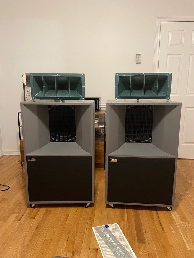 FOR SALE: ALTEC A7- THE VOICE Ò THE THEATRE SPEAKERS in Speakers in City of Halifax - Image 3