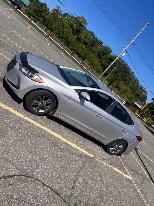 Hyundai Elantra 2017557928270928302083