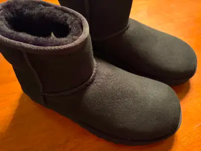Ugg Classic Mini boot - Black OBO, View more
