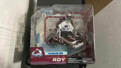 Have the following McFarlane NHL goalies for sale McFarlane NHL 3 Roman Turek Flames damaged clam sh...