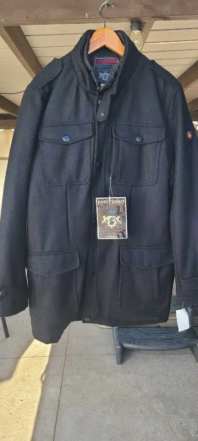 Its too big for me BRAND NEW, I'm selling a Point Zero Collection Dimension jacket, designed in Cana...