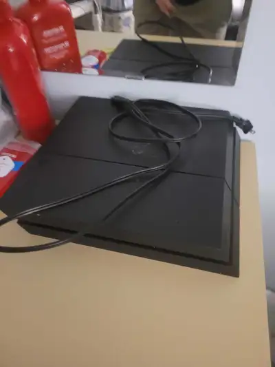 Playstation 4 (not working) ᛝ, View more