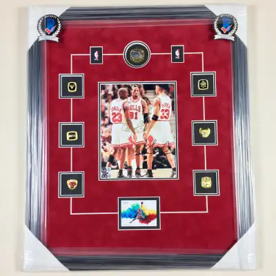 Dennis Rodman & Scottie Pippen Signed Photo Framed Beckett, View more