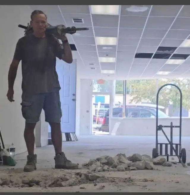 GENERAL CONTRACTOR MR HIGHQUALITY in Renovations, General Contracting & Handyman in Oshawa / Durham Region - Image 4