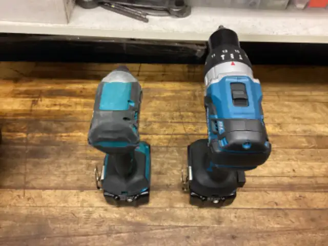 MAKITA LXT 18v BRUSHLESS IMPACT DRIVER and 1/2” HAMMER DRILL KIT in Power Tools in Barrie - Image 11