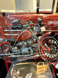 DIECAST MOTORCYCLES &
SIGNS
