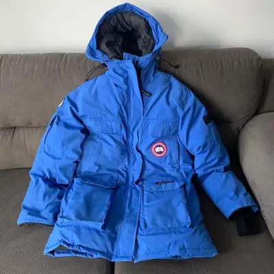 Canada Goose Women Winter Coat Expedition - Royal Blue Size: Small Colour: Royal Blue Excellent used...
